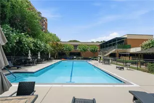 300 Johnson Ferry Rd, Sandy Springs, GA 30328 - Photo 29