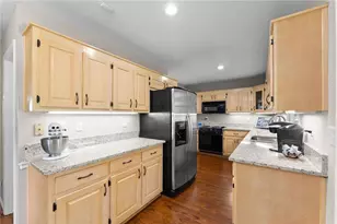 9724 Elliott Family Pkwy, Dawsonville, GA 30534 - Photo 15