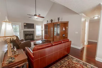 3880 Byrnwycke Drive, Buford, GA 30519 - Photo 5