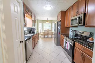 3880 Byrnwycke Dr, Buford, GA 30519 - Photo 7