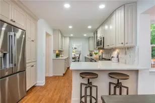 5004 Mountclaire Rd, Tucker, GA 30087 - Photo 17