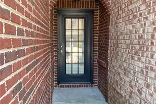 1664 Oakbrook Lake Dr, Norcross, GA 30093 - Photo 3