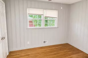 1962 Pine Oak Dr SW, Atlanta, GA 30310 - Photo 9