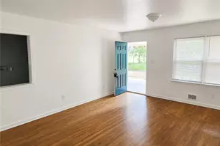 1962 Pine Oak Dr SW, Atlanta, GA 30310 - Photo 3