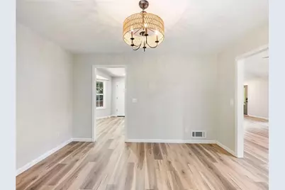 3930 Pine Tree Lane, Gainesville, GA 30501 - Photo 15
