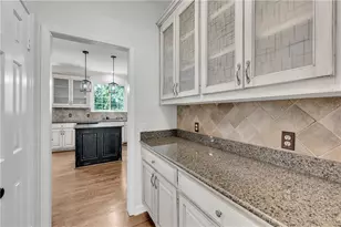 4910 Red Robin Ridge, Johns Creek, GA 30022 - Photo 9