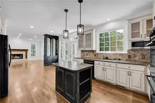 4910 Red Robin Ridge, Johns Creek, GA 30022 - Photo 11