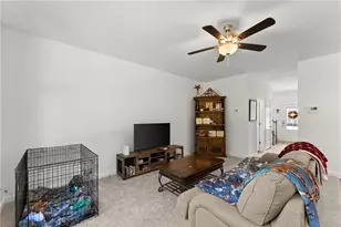 70 Edith Ct, Statham, GA 30666 - Photo 3