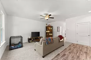 70 Edith Ct, Statham, GA 30666 - Photo 5