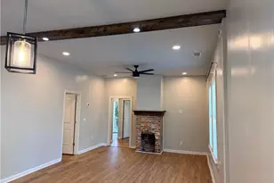 31 Mildred Pl NW, Atlanta, GA 30318 - Photo 9