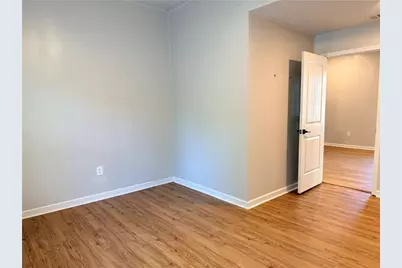 31 Mildred Place NW, Atlanta, GA 30318 - Photo 11