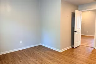 31 Mildred Pl NW, Atlanta, GA 30318 - Photo 11
