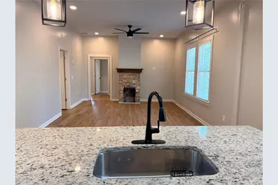 31 Mildred Place NW, Atlanta, GA 30318 - Photo 5