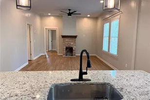 31 Mildred Pl NW, Atlanta, GA 30318 - Photo 5