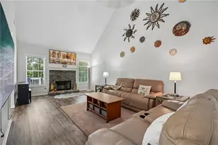 1602 Cagle Ct, Lawrenceville, GA 30045 - Photo 5