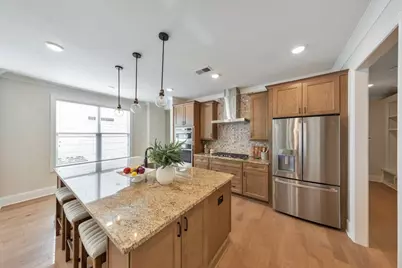1071 Amarose Lane NE, Marietta, GA 30066 - Photo 3