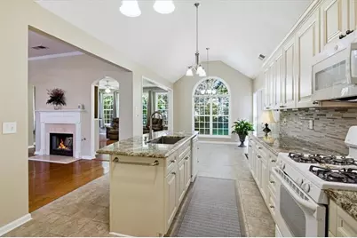 100 Avondale Circle, Newnan, GA 30265 - Photo 17