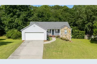 802 Windsor Drive, Monroe, GA 30656 - Photo 1