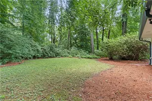 1619 Moncrief Cir, Decatur, GA 30033 - Photo 5