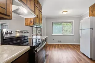 1592 Envoy Pl, Riverdale, GA 30296 - Photo 17