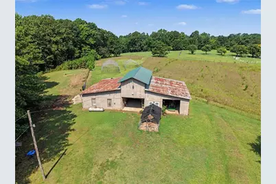 2071 W Hightower Trail, Conyers, GA 30012 - Photo 3