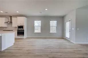 2495 Dixon Pl, Lawrenceville, GA 30045 - Photo 7