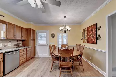 1889 Ridgedale Drive, Snellville, GA 30078 - Photo 11