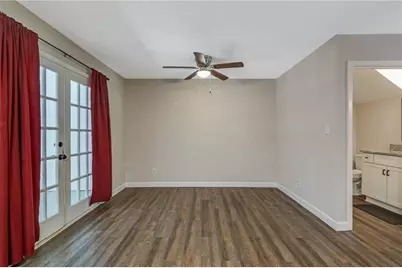 725 Anderson Walk, Marietta, GA 30062 - Photo 13