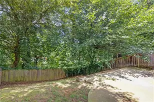 725 Anderson Walk, Marietta, GA 30062 - Photo 23