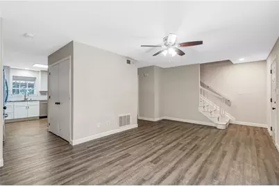 725 Anderson Walk, Marietta, GA 30062 - Photo 9