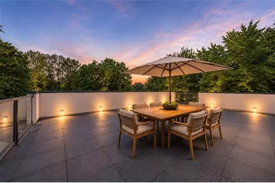 339 Peachtree Avenue NE, Atlanta, GA 30305 - Photo 9
