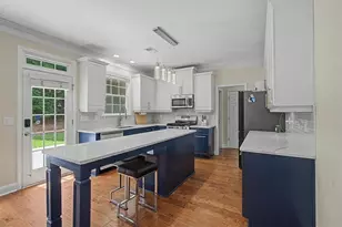 5398 Vinings Lake View SW, Mableton, GA 30126 - Photo 7
