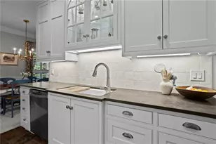 5241 Glenridge Dr, Atlanta, GA 30342 - Photo 7