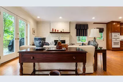 920 Buckingham Circle NW, Atlanta, GA 30327 - Photo 7