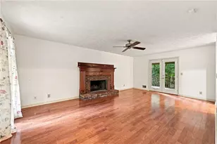 302 Crabapple Ct, Powder Springs, GA 30127 - Photo 15