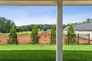 275 Strawberry Ln, Woodstock, GA 30189 - Photo 3
