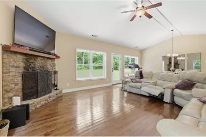 16 Allatoona Woods Trail SE, Acworth, GA 30102 - Photo 9