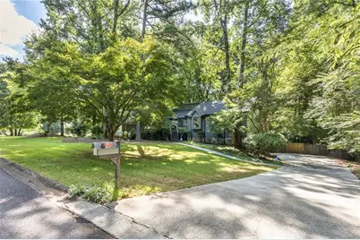 4918 Scotts Creek Trail, Peachtree Corners, GA 30096 - Photo 3