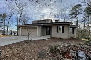 3492 Point View Cir, Gainesville, GA 30506 - Photo 1