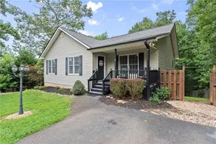 92 Cedar Springs Ln, Dahlonega, GA 30533 - Photo 1