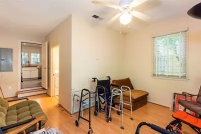 453 N Pineview Court, Decatur, GA 30030 - Photo 23