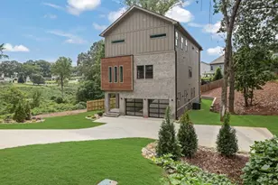 120 N Gwinnett St, Buford, GA 30518 - Photo 1