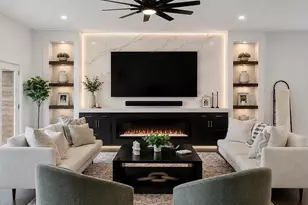 120 N Gwinnett St, Buford, GA 30518 - Photo 37