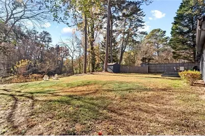 1333 Victor Road NE, Atlanta, GA 30324 - Photo 5