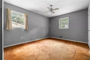 1056 Baker Ln, Marietta, GA 30062 - Photo 13