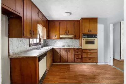 1056 Baker Lane, Marietta, GA 30062 - Photo 7