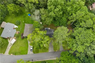 1056 Baker Ln, Marietta, GA 30062 - Photo 23