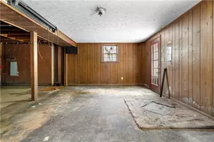 1056 Baker Ln, Marietta, GA 30062 - Photo 19