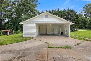160 Derby Country Dr, Ellenwood, GA 30294 - Photo 5