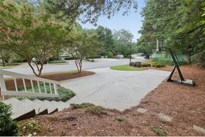 217 Peachtree Hollow Court, Sandy Springs, GA 30328 - Photo 25